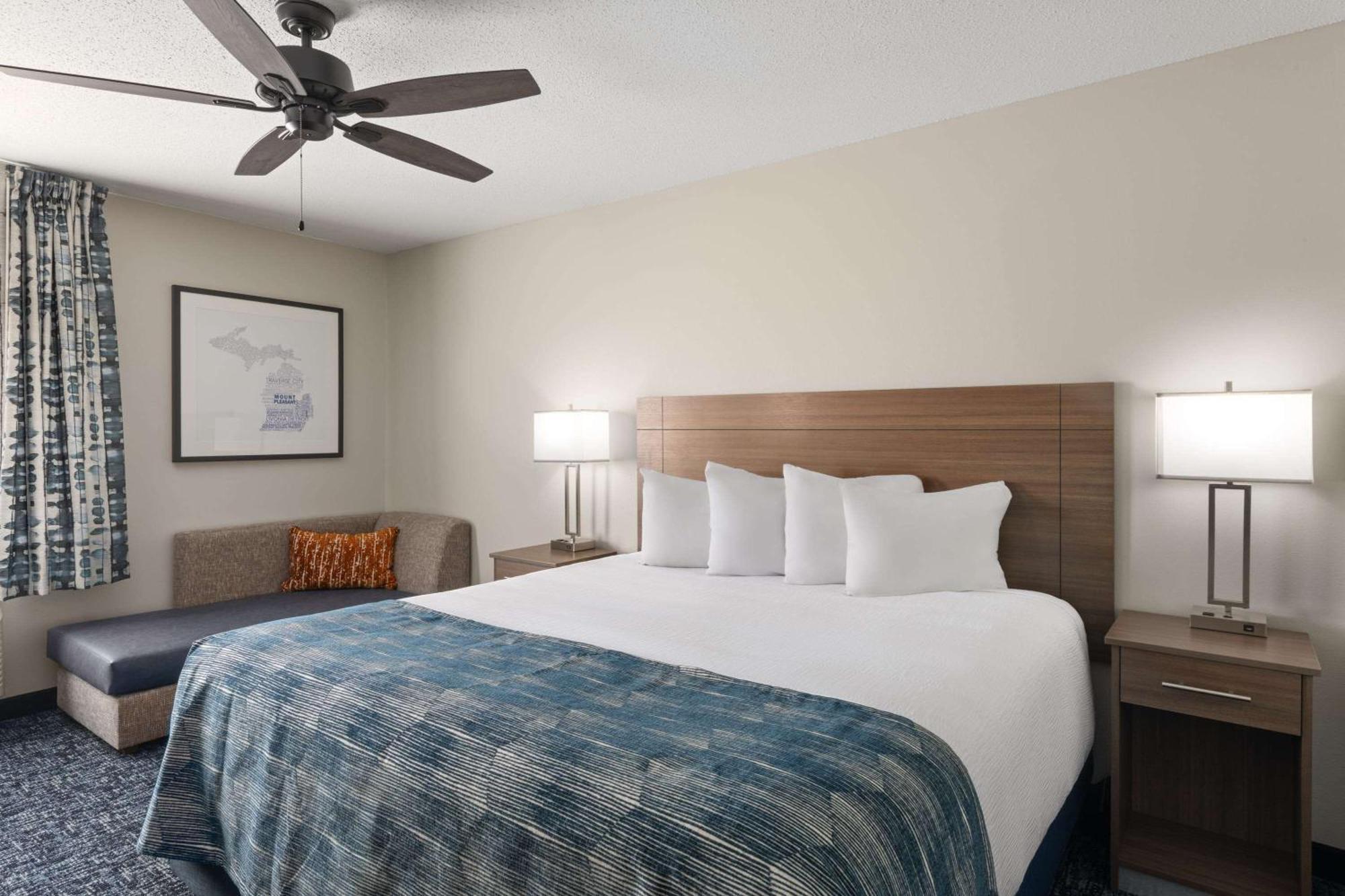 Baymont By Wyndham Mt. Pleasant Hotell Mount Pleasant Exteriör bild